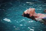 Struggling with tension in the pool? Learn simple, proven techniques to relax, float and breathe with confidence in the water. Step-by-step guide for beginners.