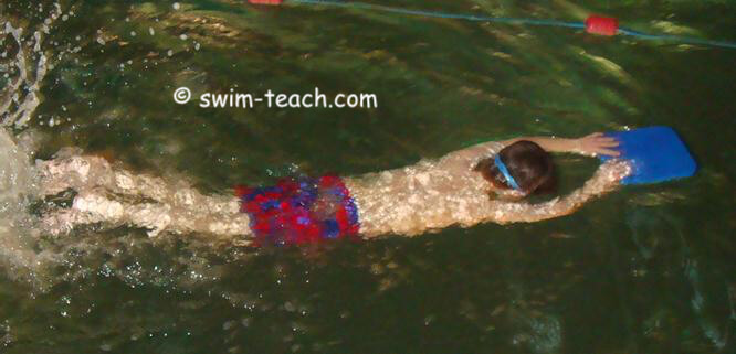 Butterfly swimming drills to improve leg kick