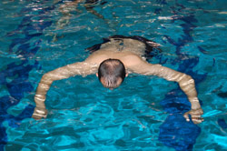 Aprende a flotar en el agua