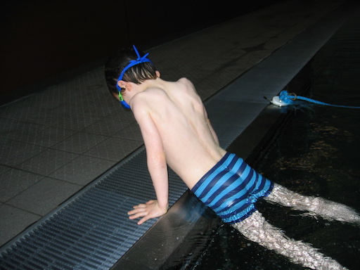 The swivel entry - a safe pool entry for beginners The swivel entry - a safe pool entry for beginners